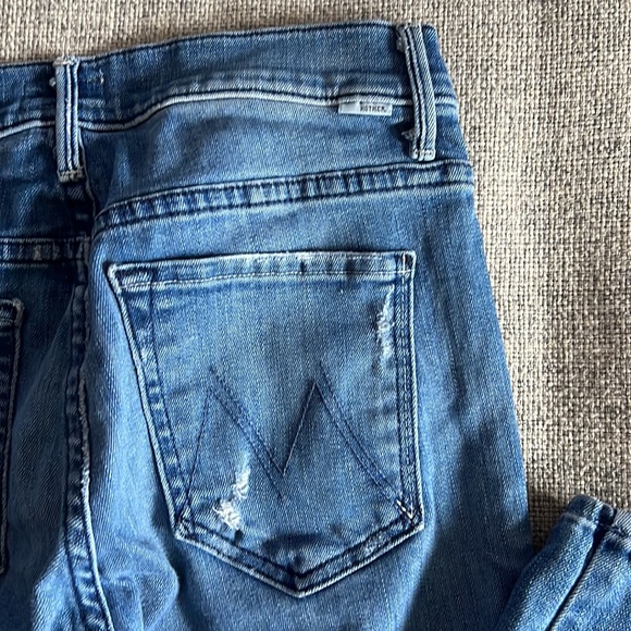 Mother Denim High Waisted Rascal Crop Jeans - Picture 3 of 5